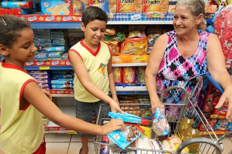 Bolsa Família para idosos pode acumular com aposentadoria