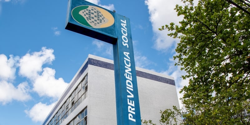 Fachada do Instituto Nacional do Seguro Social ou Previdencia Social - INSS. Imagem para ilustrar a matéria sobre devolução do dinheiro da fraude do INSS.