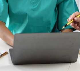 Preço dos planos de saúde sobe 327% e pressiona orçamento das famílias