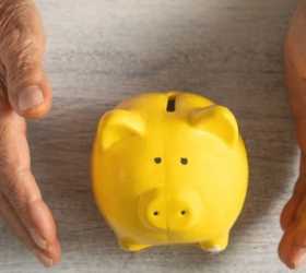 Proteção financeira na velhice exige planejamento e conversas antecipadas