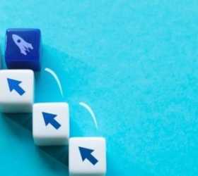 Mudar de carreira após os 50 é carregar bagagem valiosa de experiências, diz psicóloga