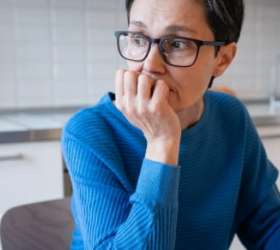 Independência financeira feminina: um desafio em meio à sobrecarga