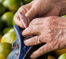 Abandono financeiro de idosos e o risco de viver em um país que envelhece rápido demais