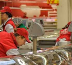 Escala de fim de ano: entenda as regras para quem trabalha no Natal e Ano Novo